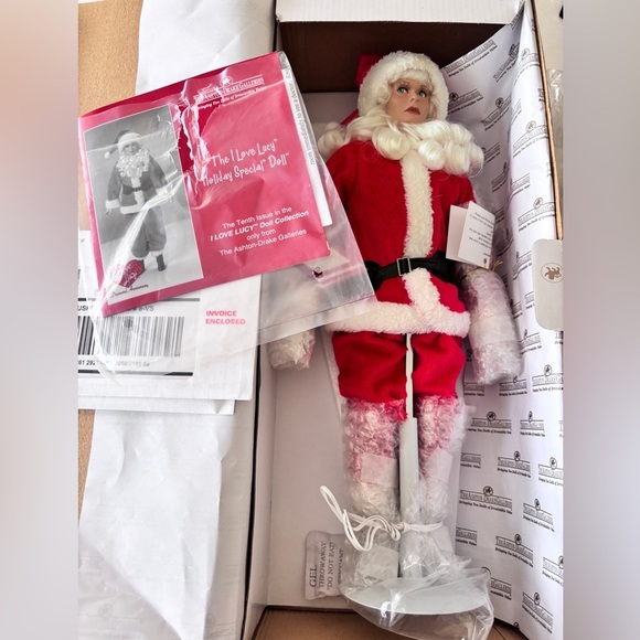“I Love Lucy Holliday Special Doll” Ashton Drake Galleries.  New in Box.  Santa - Picture 1 of 4